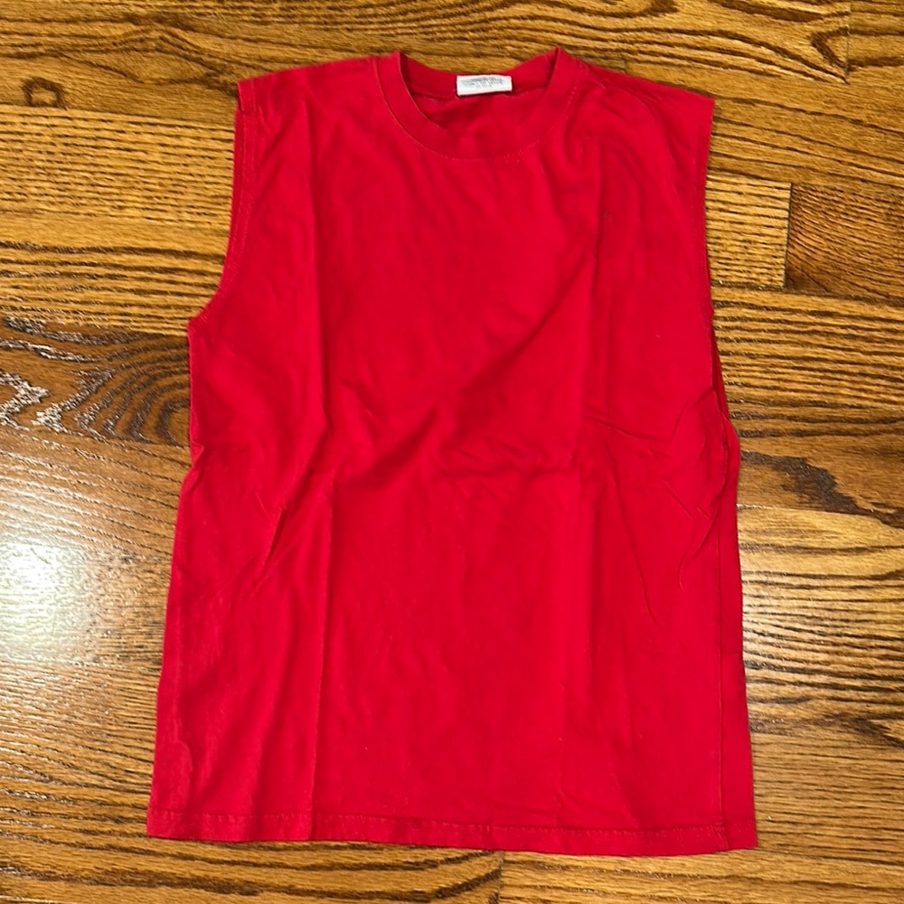 Bottlecaps sleeveless tee